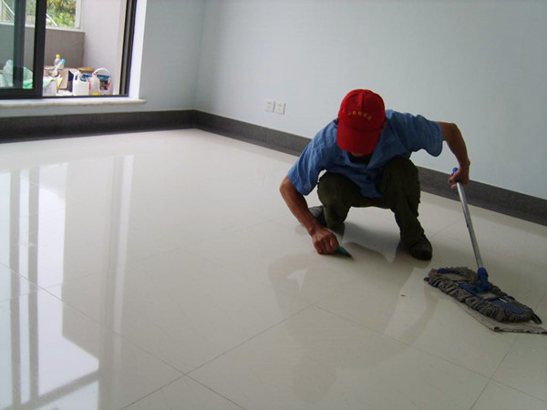 成都开荒保洁公司之布艺沙发清洗